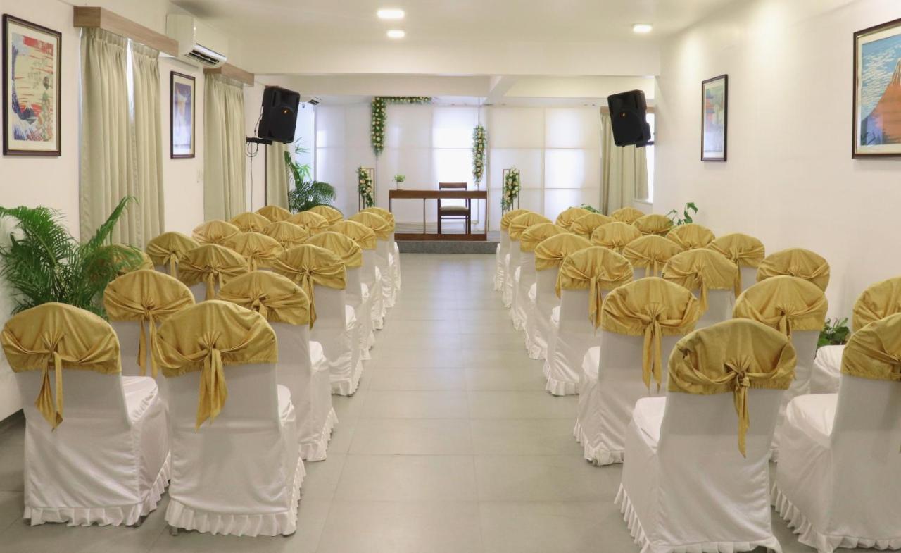 Niko Hotels Kochi Екстериор снимка
