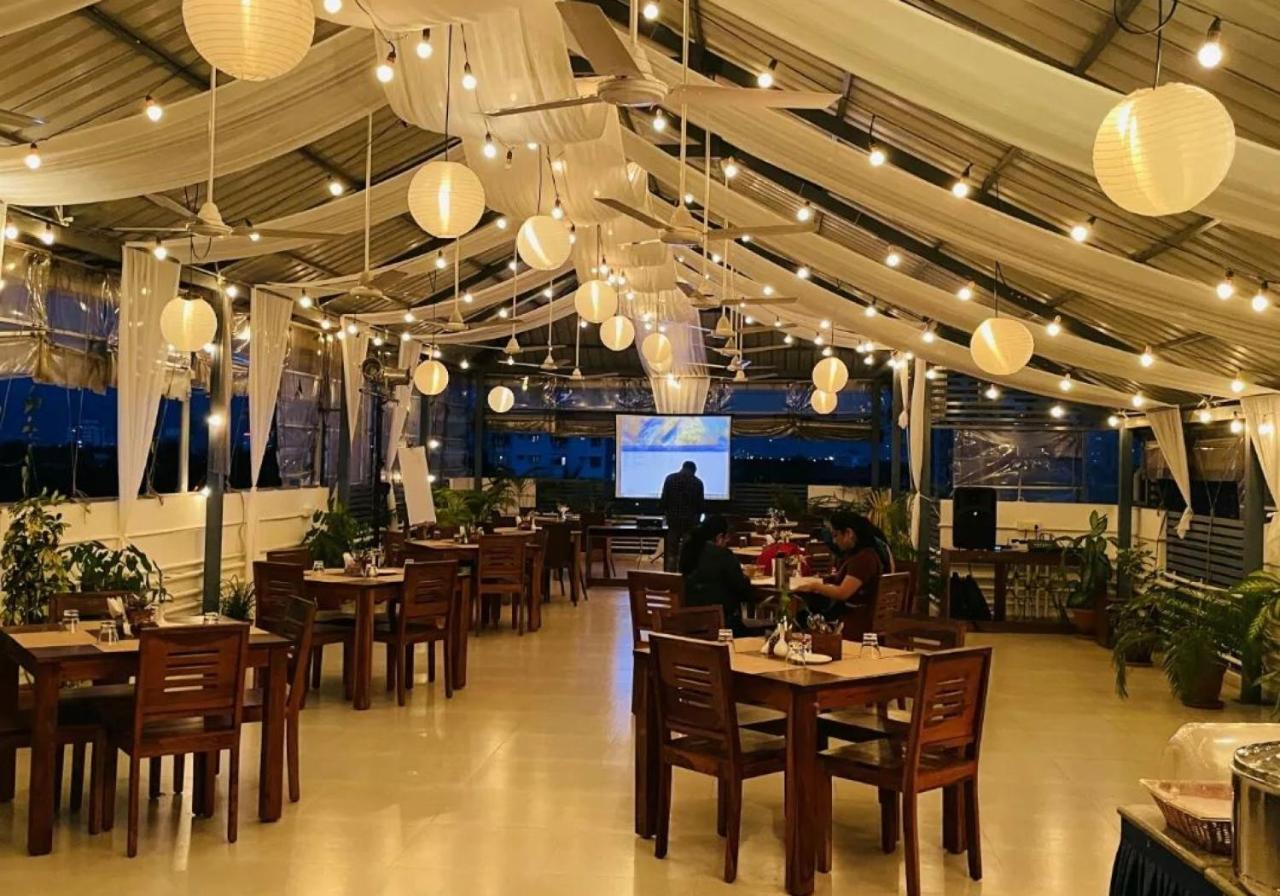 Niko Hotels Kochi Екстериор снимка