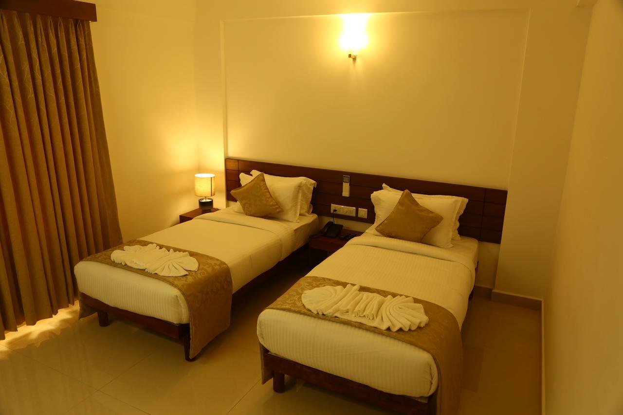 Niko Hotels Kochi Екстериор снимка