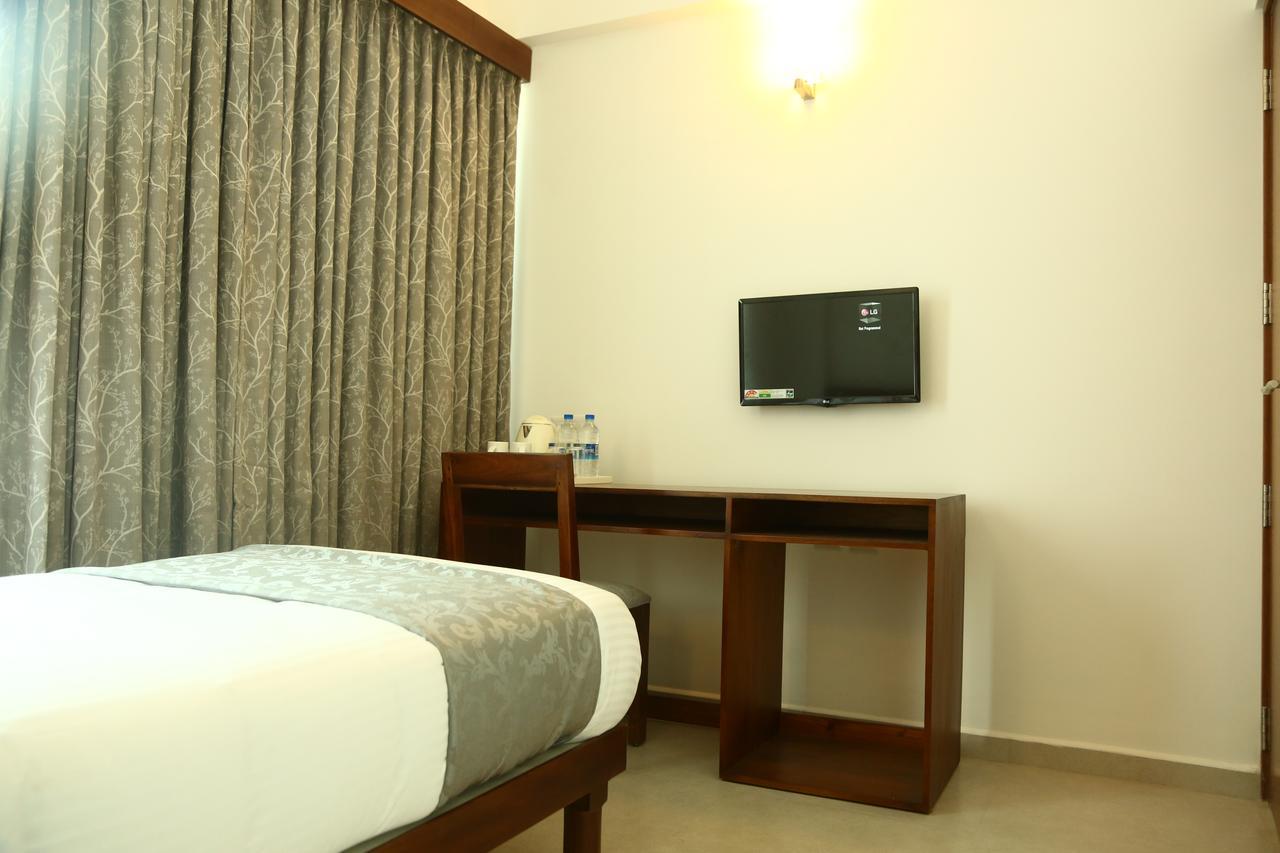 Niko Hotels Kochi Екстериор снимка